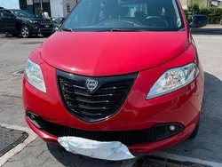 Rosso Usata 2015 Lancia Ypsilon S Due volumi | 6400 € (Ottimo prezzo)