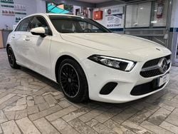Bianco Usata 2018 Mercedes A160 Tre volumi | 19.490 € (Buon prezzo)