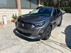 Grigio(met.) Usata 2022 Peugeot 2008 Allure SUV | 18.999 € (Buon prezzo)