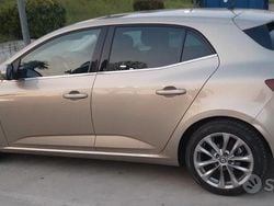 Usata 2017 Renault Mégane IV Tre volumi | 8500 € (Buon prezzo)