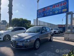 Grigio Usata 2008 Alfa Romeo 147 Distinctive Due volumi | 2450 € (Buon prezzo)