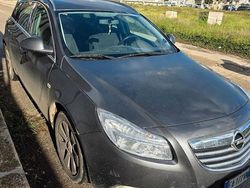 Usata 2010 Opel Insignia Tre volumi | 2000 € (Ottimo prezzo)