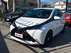 Bianco Usata 2017 Toyota Aygo Due volumi | 10.990 € (Buon prezzo)