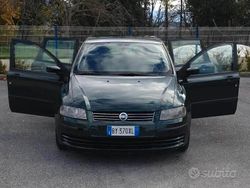 Verde Usata 2002 Fiat Stilo Active Tre volumi | 1900 € (Molto cara)