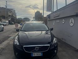 Nero Usata 2015 Volvo V40 CC Summum Station wagon | 6500 € (Buon prezzo)