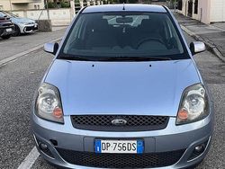 Usata 2008 Ford Fiesta Due volumi | 1000 € (Ottimo prezzo)