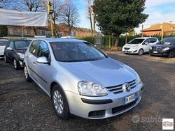 Argento Usata 2008 VW Golf VI Comfortline Due volumi | 3000 € (Buon prezzo)