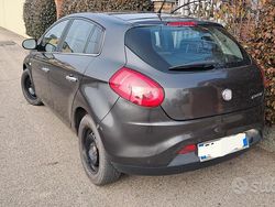 Marrone Usata 2010 Fiat Bravo Emotion Due volumi | 1500 € (Ottimo prezzo)