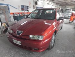 Rosso Usata 1998 Alfa Romeo 146 Due volumi | 3000 € (Buon prezzo)