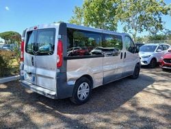 Argento Usata 2007 Opel Vivaro S Monovolume | 8900 €