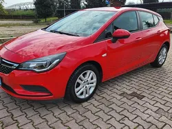 Rosso Usata 2016 Opel Astra Dynamic Tre volumi | 8500 € (Buon prezzo)
