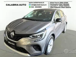 Grigio Usata 2022 Renault Captur Zen SUV | 14.950 € (Buon prezzo)