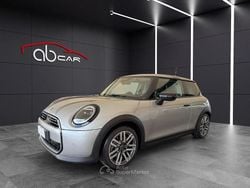 Gray Usata 2024 Mini Cooper Clubman Classic Station wagon | 28.999 € (Buon prezzo)