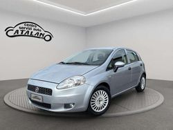 Grigio Usata 2007 Fiat Grande Punto Dynamic Due volumi | 3900 € (Molto cara)