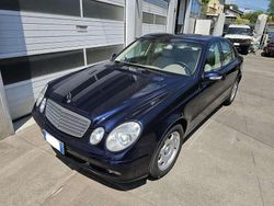 Blu/azzurro Usata 2003 Mercedes E270 Classic Tre volumi | 7500 € (Buon prezzo)