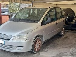 Grigio Usata 2007 Fiat Multipla Monovolume | 2199 € (Ottimo prezzo)