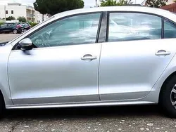 Argento Usata 2013 VW Jetta Sportline Tre volumi | 5800 €