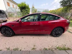 Rosso Usata 2021 Tesla Model 3 Performance Tre volumi | 29.990 € (Buon prezzo)