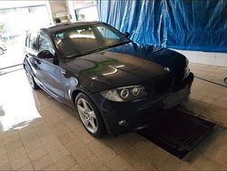 Nero Usata 2007 BMW 120 Due volumi | 5200 € (Buon prezzo)