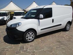 Bianco Usata 2017 Fiat Doblò Monovolume | 9500 € (Cara)