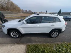 Usata 2019 Jeep Cherokee SUV | 19.000 € (Buon prezzo)