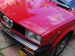 Usata 1982 Alfa Romeo Alfetta Lusso Tre volumi | 8500 €