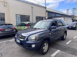 Blu Usata 2008 Kia Sportage SUV | 5500 € (Cara)
