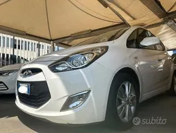 Bianco Usata 2011 Hyundai ix20 Monovolume | 5300 € (Buon prezzo)
