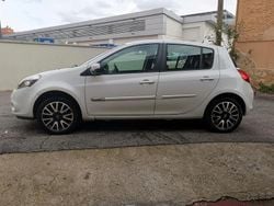 Bianco Usata 2012 Renault Clio IV Dynamique Tre volumi | 2800 € (Super prezzo)