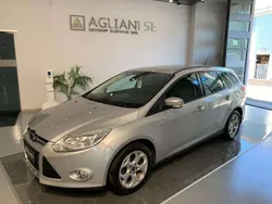 Argento Usata 2013 Ford Focus Titanium Station wagon | 4800 € (Buon prezzo)