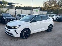 Bianco Usata 2024 Opel Grandland X Ultimate SUV | 24.500 € (Buon prezzo)