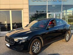 Nero Usata 2019 Maserati Levante SUV | 39.900 € (Ottimo prezzo)