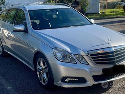 Usata 2010 Mercedes E350 Station wagon | 6000 €