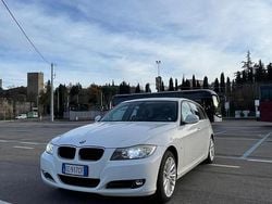 Bianco Usata 2010 BMW 318 Station wagon | 5450 € (Buon prezzo)