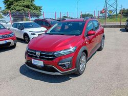 Rosso Usata 2022 Dacia Sandero Comfort Due volumi | 13.890 € (Buon prezzo)