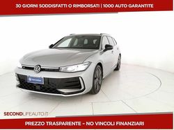 Argento Usata 2024 VW Passat R-line Station wagon | 46.500 € (Cara)