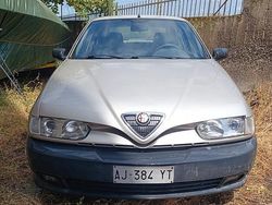 Grigio Usata 1995 Alfa Romeo 146 Due volumi | 2000 €