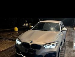 Grigio Usata 2017 BMW 118 Due volumi | 16.000 € (Buon prezzo)