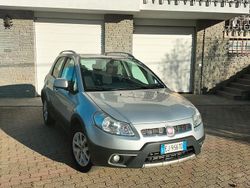 Grigio Usata 2011 Fiat Sedici SUV | 5900 € (Cara)