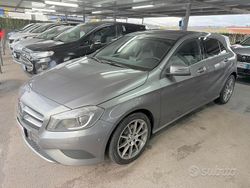 Grigio Usata 2012 Mercedes A180 Tre volumi | 9800 € (Buon prezzo)