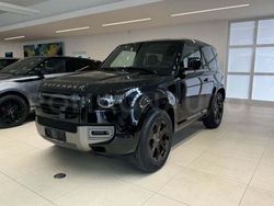 Nero Usata 2024 Land Rover Defender SE Dynamic SUV | 74.900 € (Cara)