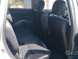 Usata 2009 Mitsubishi Outlander SUV | 2500 € (Super prezzo)