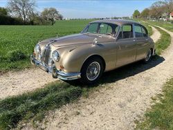 Oro Usata 1962 Jaguar MK II Tre volumi | 36.900 €