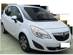 Bianco Usata 2013 Opel Meriva Monovolume | 3000 €
