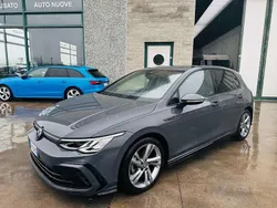 Grigio Usata 2022 VW Golf VIII R-line Tre volumi | 25.500 € (Buon prezzo)