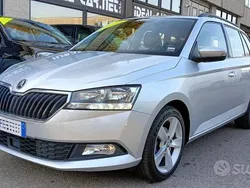 Grigio Usata 2019 Skoda Fabia Design Edition Station wagon | 10.000 € (Buon prezzo)