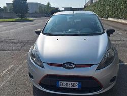 Usata 2010 Ford Fiesta Due volumi | 3600 € (Buon prezzo)