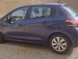 Blu Usata 2013 Peugeot 208 Access Due volumi | 5300 € (Super prezzo)