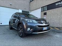 Grigio Usata 2015 Toyota RAV4 Lounge SUV | 13.500 €