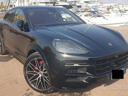 Nero Usata 2024 Porsche Cayenne SUV | 105.000 € (Molto cara)
